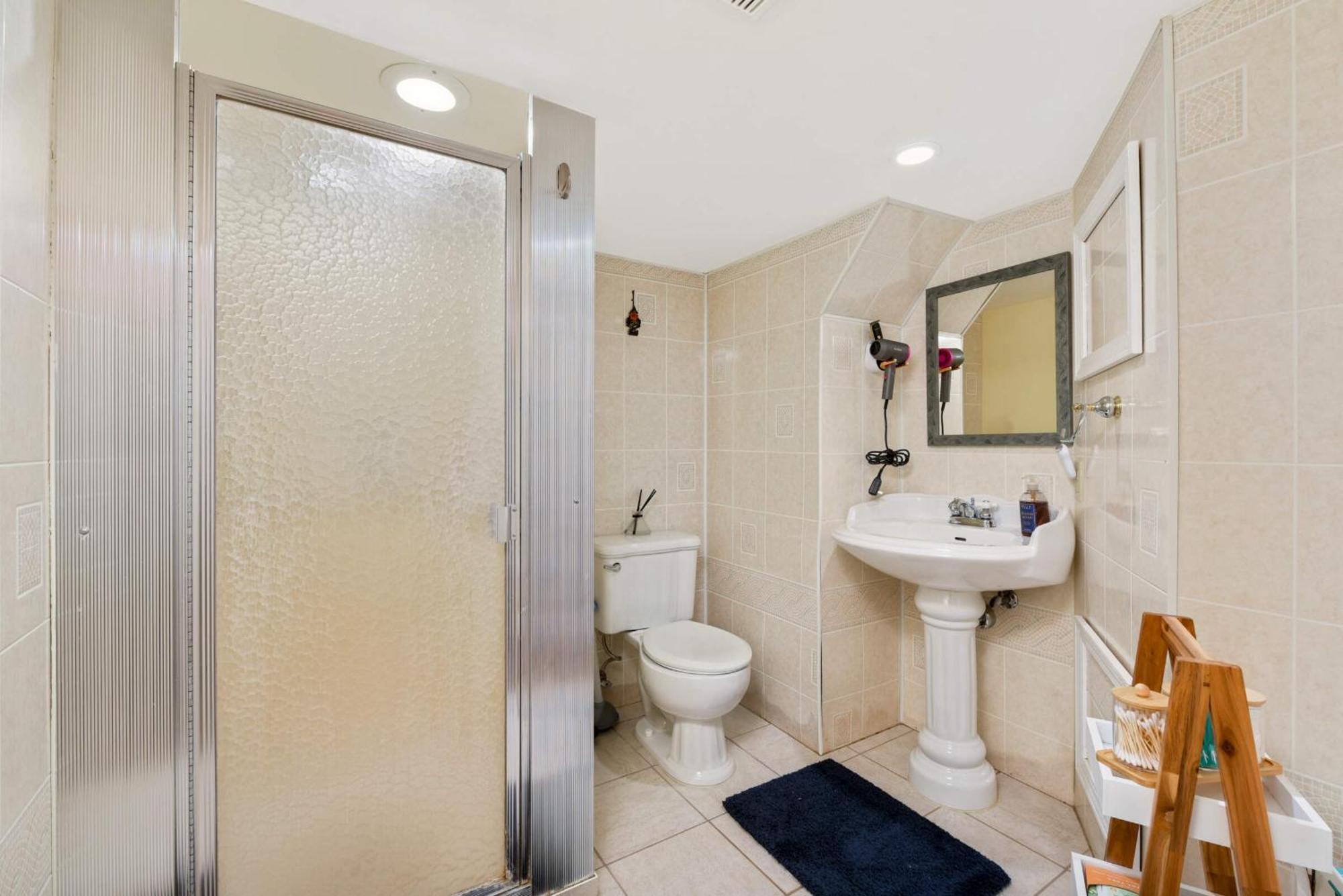 Cottage Grove Haven, Spacious 4-Bed, 3 Baths Retreat Exterior foto
