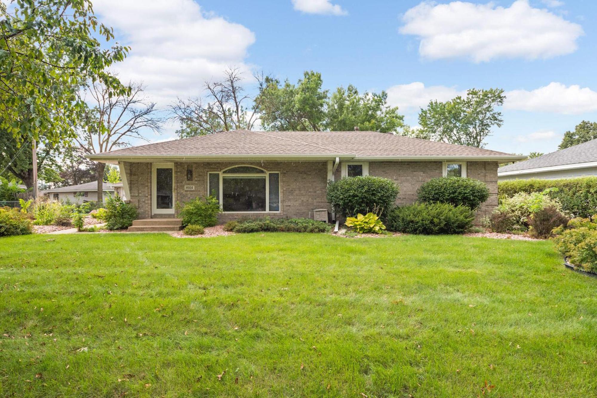 Cottage Grove Haven, Spacious 4-Bed, 3 Baths Retreat Exterior foto